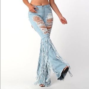 NWT Lil Bees Bohemian Light washed Distressed Fringe Bell Bottoms